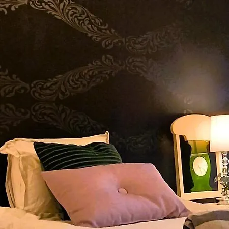 Апартаменты Avara Huoneisto, Lasitettu Parveke, Kaksi Weeceetae *