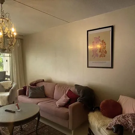 Apartment Avara Huoneisto, Lasitettu Parveke, Kaksi Weeceetae *