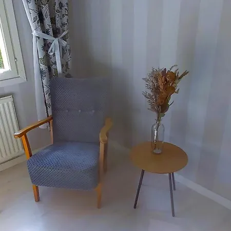 Avara Kolmen Makuuhuoneen Lasitetulla Parvekkeella Ja 2 Wcllae *