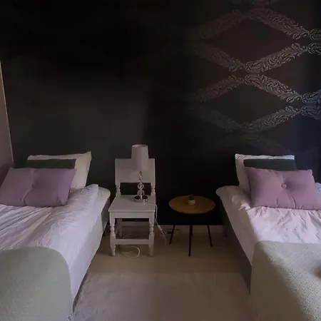 Avara Huoneisto, Lasitettu Parveke, Kaksi Weeceetae Апартаменты *